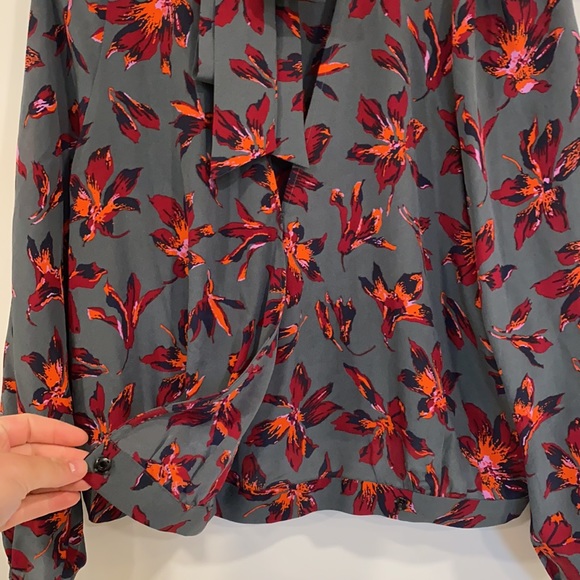 Madewell Silk Tie-Neck Wrap Top in Winter Orchid - Picture 6 of 8